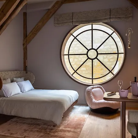 Yndo Hotel 5*