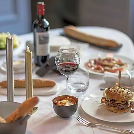 Yndo Szálloda Bordeaux