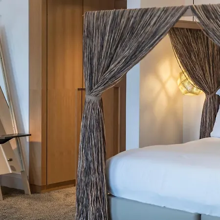 Yndo Hotel 5*