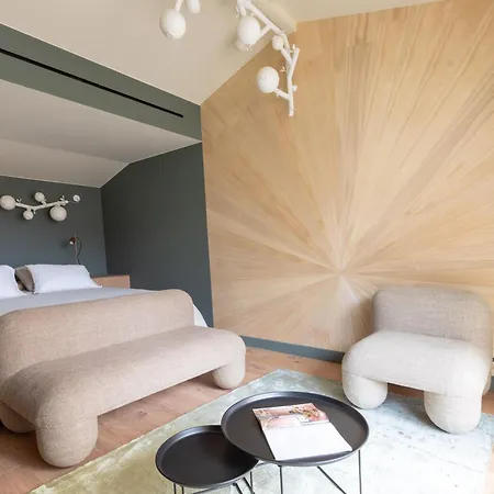 Yndo Hotel 5*